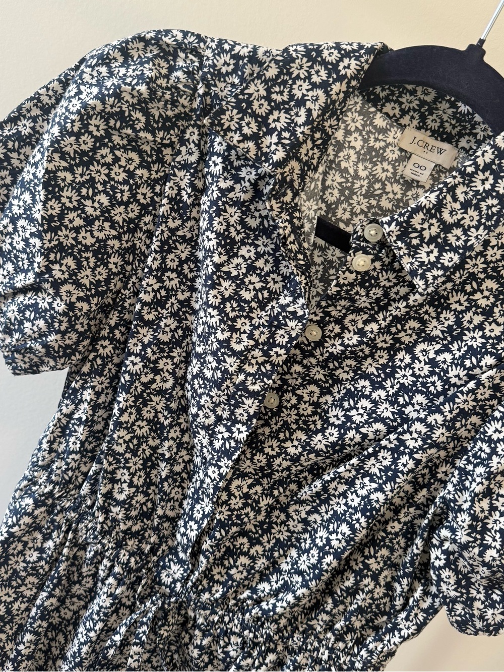 J. Crew Factory Women’s Navy and White Floral Button-Up Dress 00